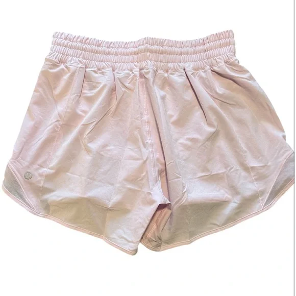 Lululemon🍋 High Rise Pink Organza Hotty Hot Shorts Size 8 NWT 4” Inseam - Picture 8 of 12